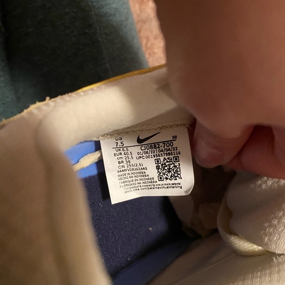 Nike Alleyoop SB Skateboard 'Club Gold Navy' - Picture 9 of 9